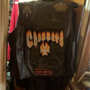 Men’s and women’s leather riding vest!